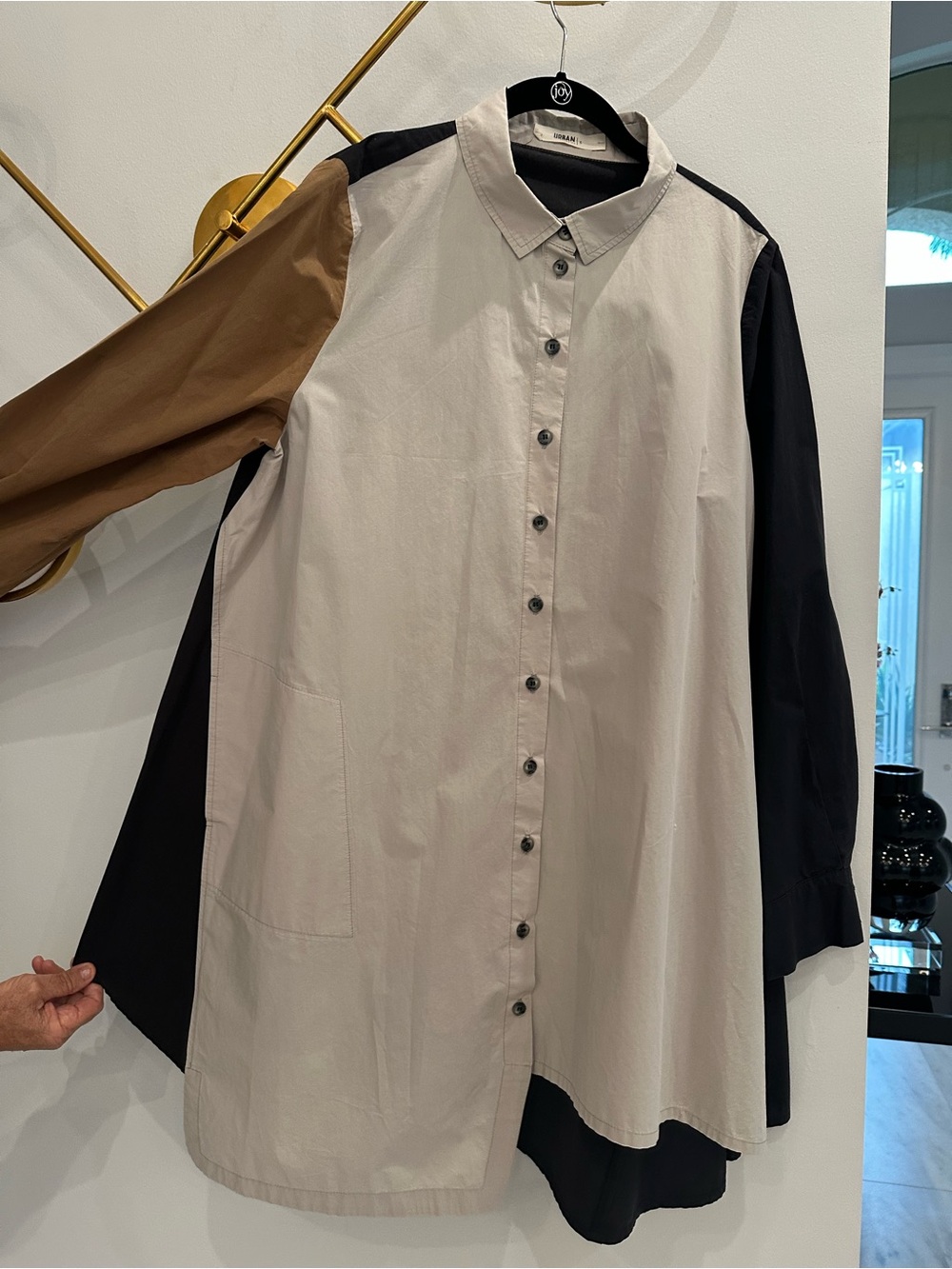 Colorblock Longline Button-Up Shirt - Beige, Black & Brown